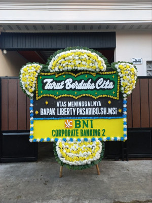 Papan Bunga Duka di Tasik Putri Puyu
